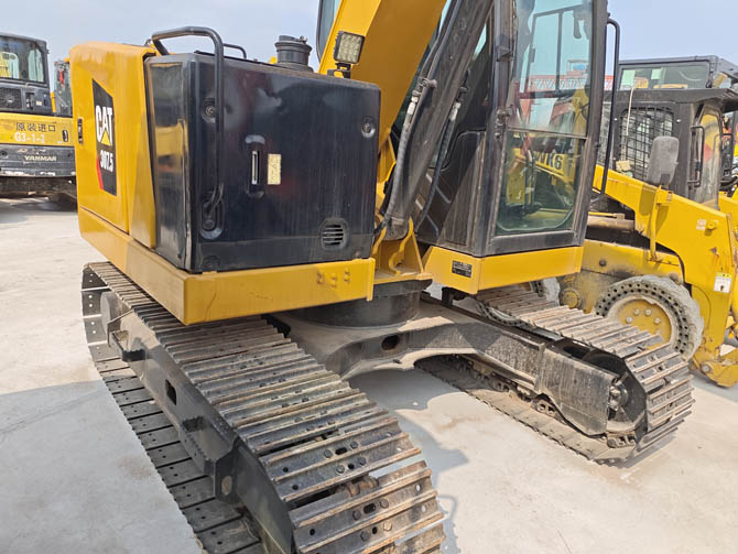 Cat Mini Excavator 307.5 7.5 ton 2024 model for sale