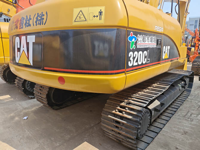 Cat 320CL excavator 2006 model in China