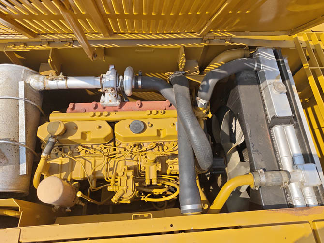 Cat 320CL excavator 2006 model in China