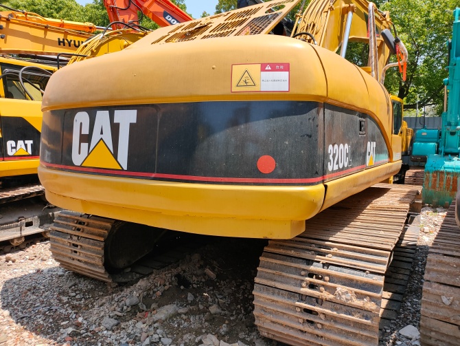 2006 Cat 320CL With Swamp Tracks excavator made in Japan