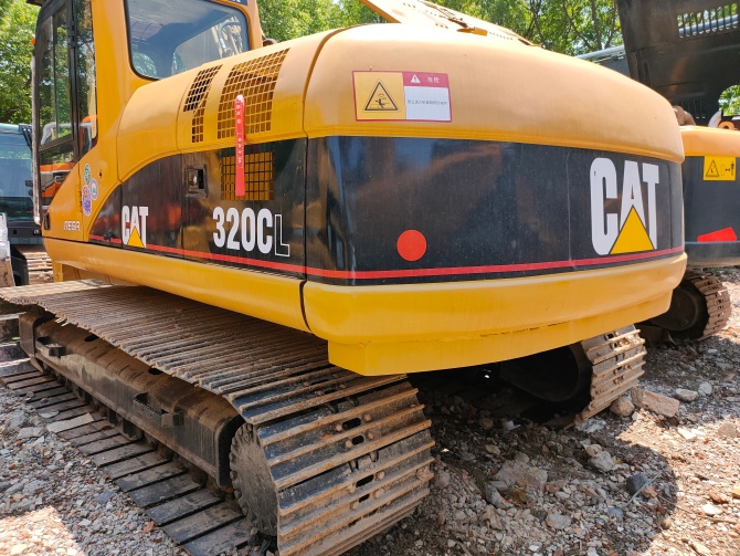 2006 Cat 320CL With Swamp Tracks excavator made in Japan