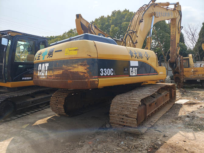 Cat 330CL With Breaker — 2005 Model USA Made
