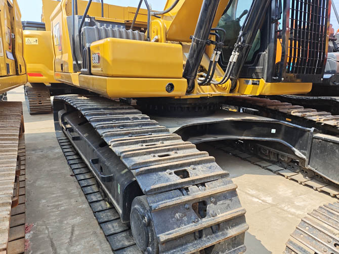 Cat 330GC excavator 2021 model low hours construction machine