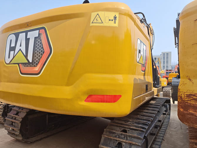 Cat 330GC excavator 2021 model low hours construction machine