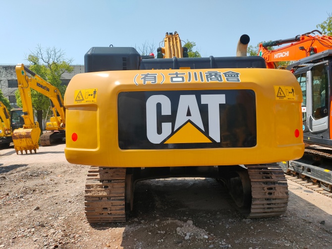 2018 Japan Made Cat 336D2 Excavator in Excellent Working Condition FOB Shanghai