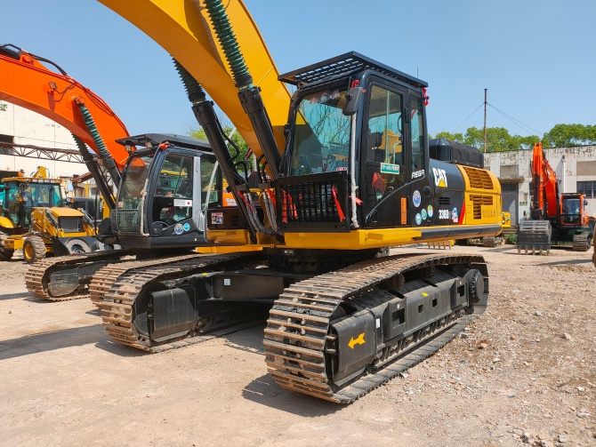 2018 Japan Made Cat 336D2 Excavator in Excellent Working Condition FOB Shanghai