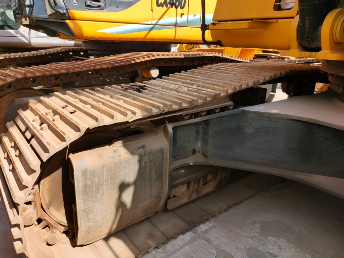 2011 Cat 345D excavator for sale in excellent working condition made in USA