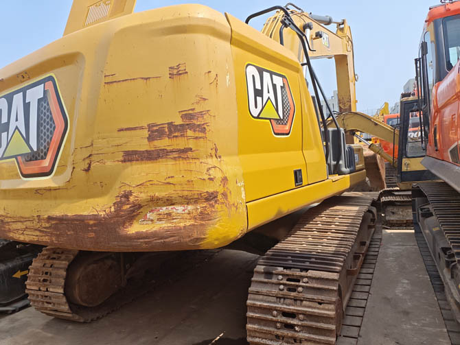 Original Caterpillar 330GC For Sale 2021 excavator with low hours in excellent working condition