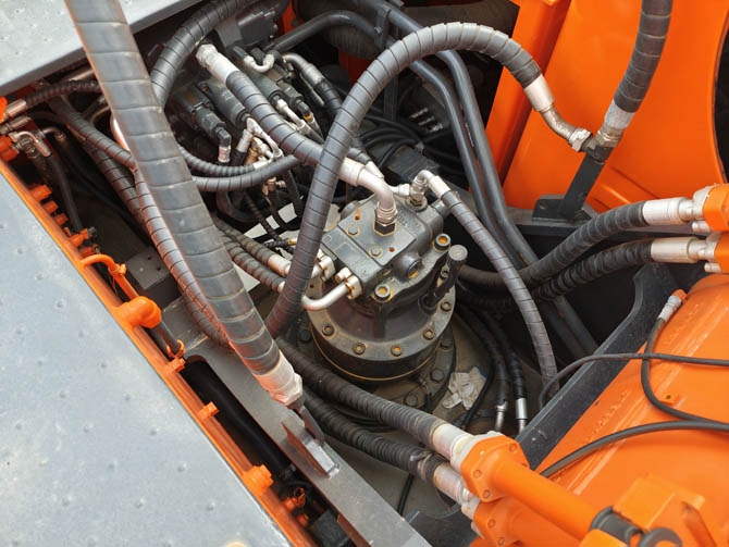 Doosan DX225 excavator 2021 model low hours excellent condition