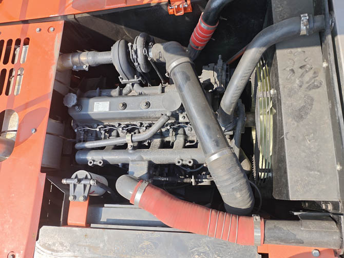 Doosan DX225LCA excavator for sale low hours Made in Korea excellent condition crawler excavator