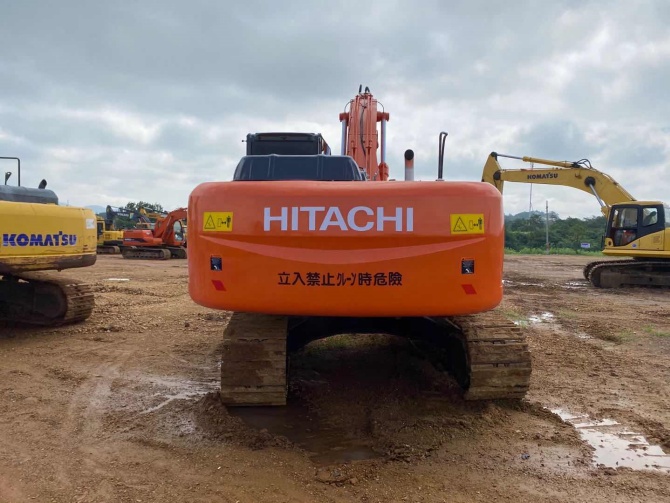 2012 Hitachi ZX210-3 excavator Made in Japan with ISUZU engine parked on construction site