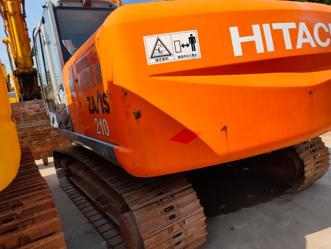 Hitachi ZX210H-3 for sale 2013 Japan original excavator with ISUZU engine