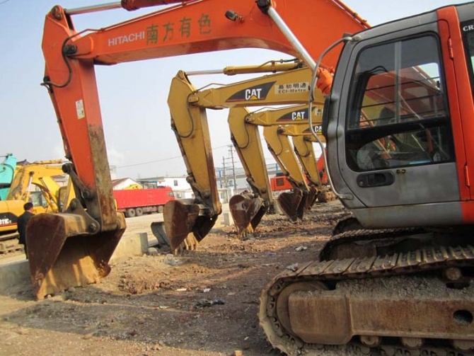 2011 Hitachi ZX330 excavator for sale made in Japan with ISUZU engine