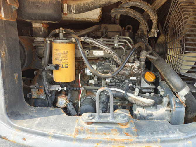 Hitachi ZX55 mini excavator 2016 model in good working condition