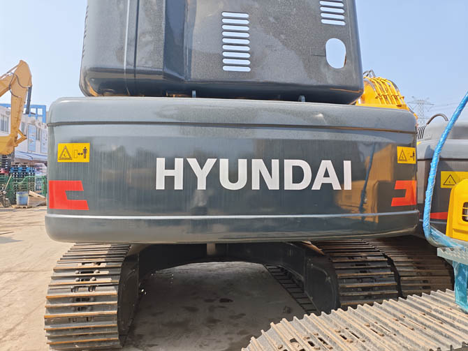 2020 Hyundai 300LC-9 excavator for sale low hours Korea made