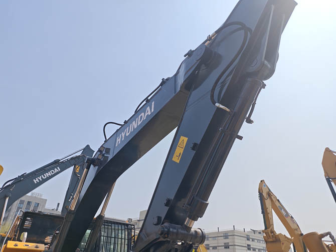 2020 Hyundai 300LC-9 excavator for sale low hours Korea made