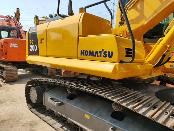 Used Komatsu PC200-8N1 For Sale 2013 Japan Original Excavator