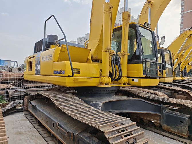 Komatsu PC400-8R excavator 2017 model heavy duty machine