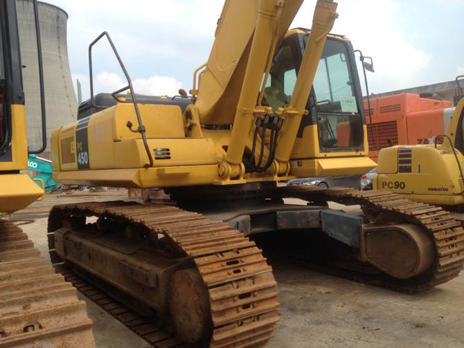 Heavy Komatsu PC450-7 For Sale 2010 model low hours Made in Japan excellent condition