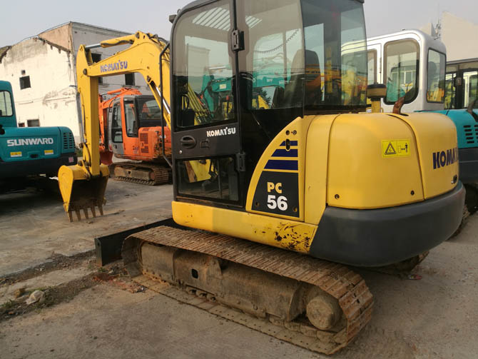 2017 Komatsu PC56 mini excavator made in Japan in excellent working condition