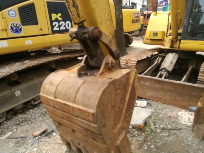 Komatsu PC60-7 for sale 2010 mini excavator made in Japan