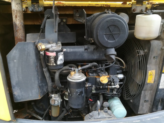 Komatsu PC60-7 for sale 2010 mini excavator made in Japan