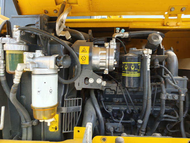 2017 Komatsu PC70-8 mini excavator for sale Japan 7 ton excavator 3800 hours