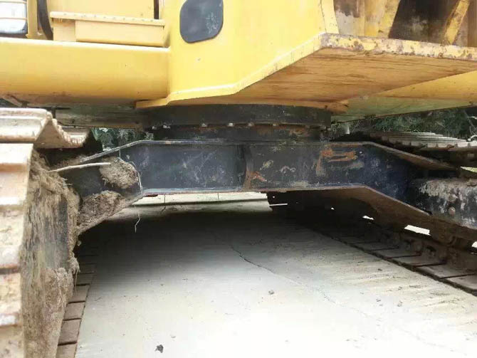 Cat 306 excavator for sale in China 2013 model Japan made