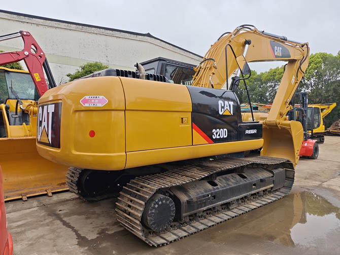 Cat 320D excavator 2014 model in China job ready condition