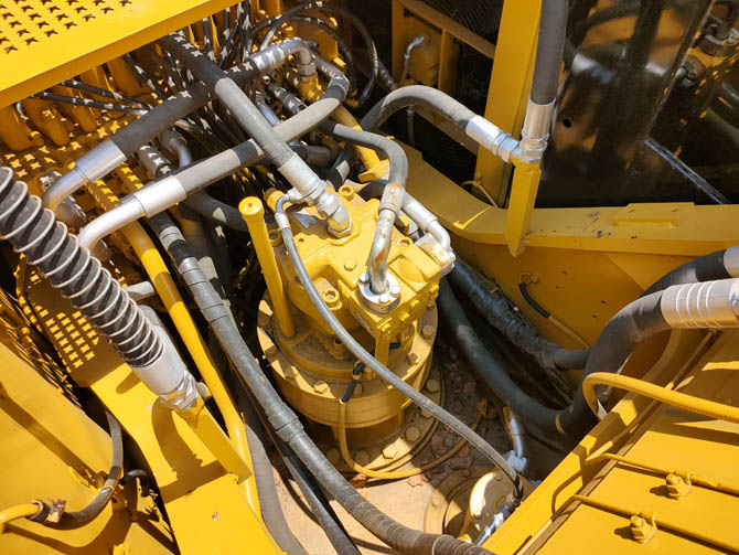 Caterpillar 325D2L excavator 2018 model in good working condition