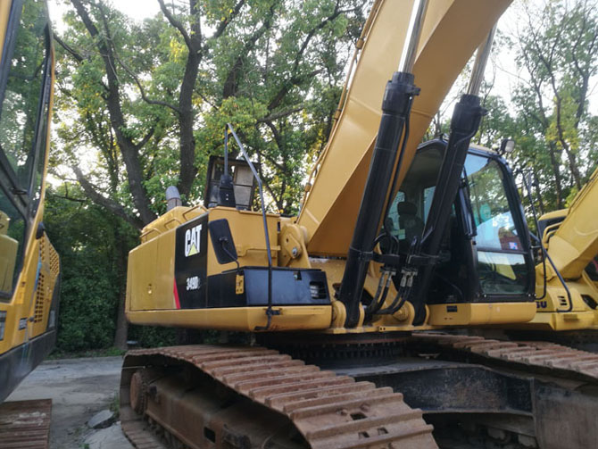 Cat 349D2 excavator 2018 model in China job ready condition