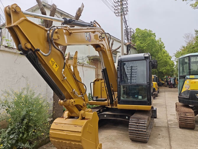 Caterpillar 308E mini excavator 2017 model in good condition