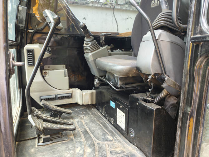 Caterpillar 308E mini excavator 2017 model in good condition