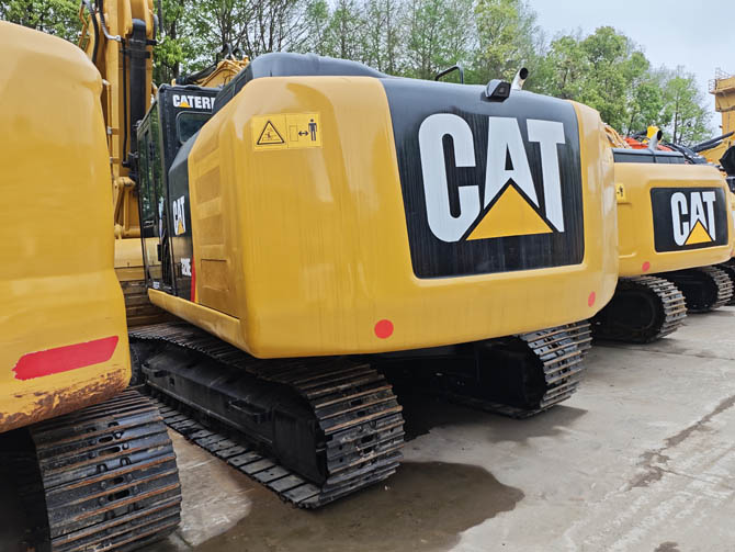 Used Caterpillar 320E excavator 2020 model in good condition