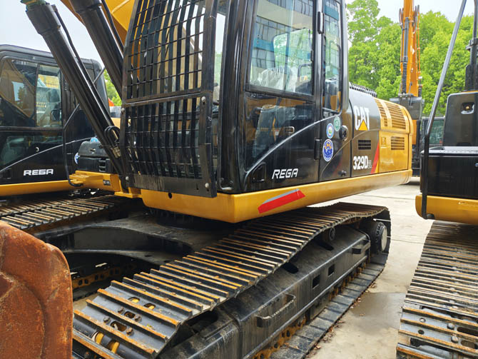 Used Caterpillar 329D2L excavator 2020 model in good condition