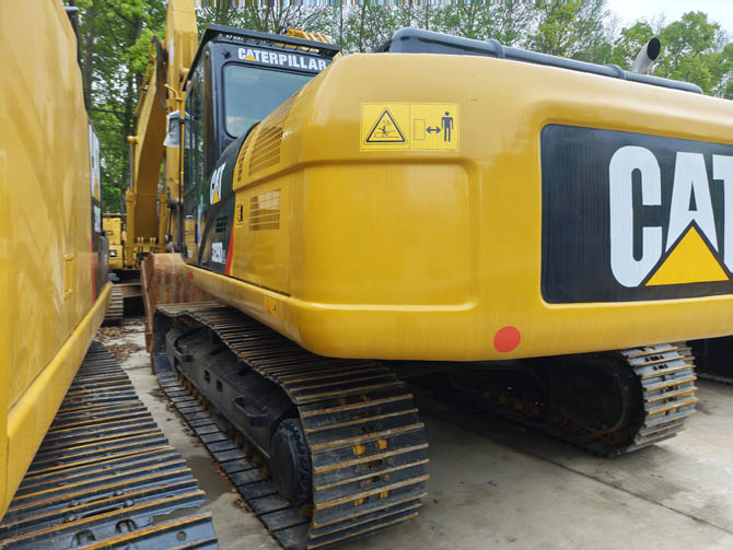 Used Caterpillar 329D2L excavator 2020 model in good condition