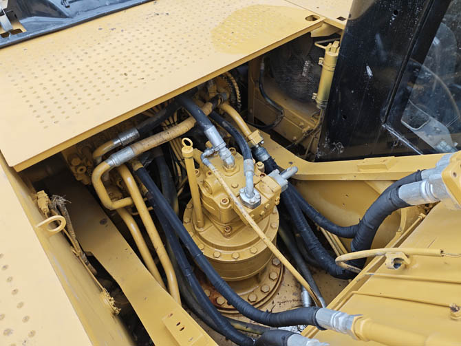 Used Caterpillar 329D2L excavator 2020 model in good condition