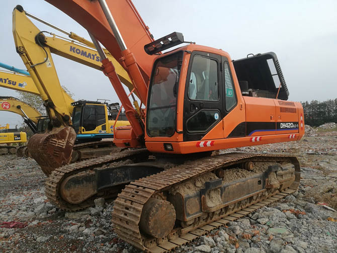 Doosan DH420LC-7 excavator 2014 model for sale Korea