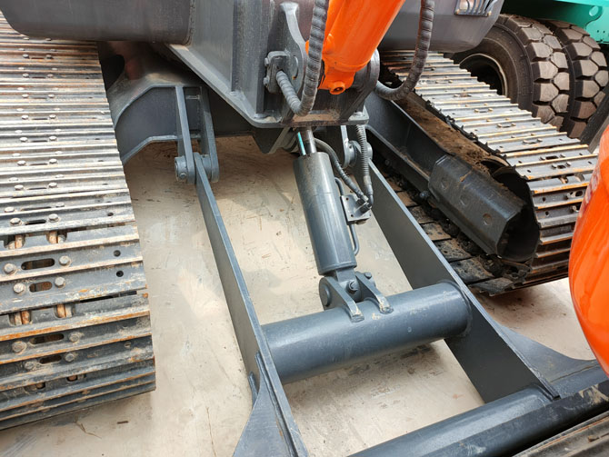 Doosan mini excavator DX60 2019 model in excellent condition