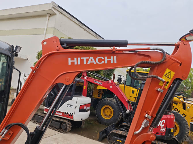 Hitachi Zaxis35 mini excavator 2017 model for sale