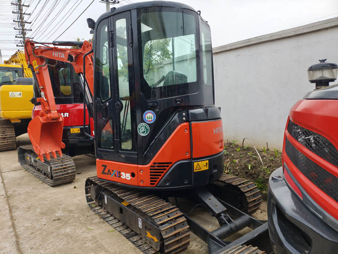Hitachi Zaxis35 mini excavator 2017 model for sale