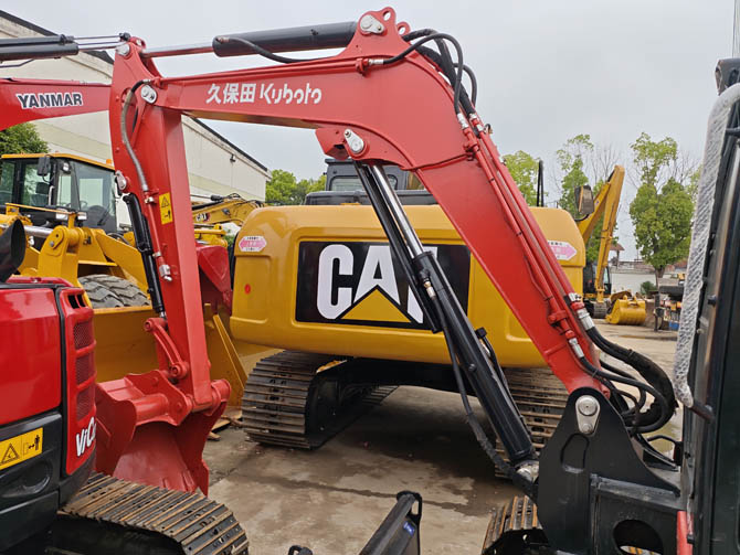 Kubota KX165-5 mini excavator 2018 model in good working condition