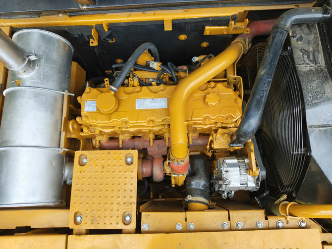 Used Caterpillar 330D2L excavator 2021 model in good condition