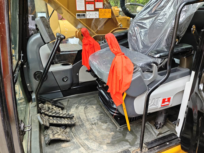 Used Caterpillar 330D2L excavator 2021 model in good condition