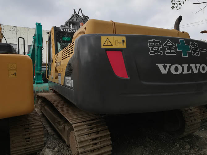 Volvo EC360BLC excavator 2012 model in good condition