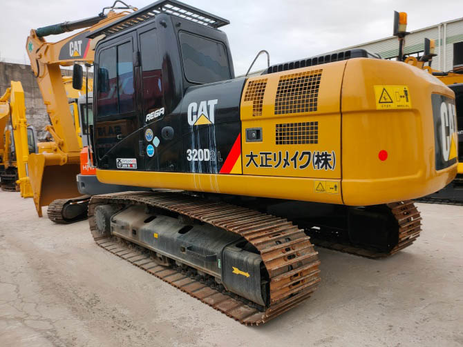 2022 Cat 320D2L excavator for sale made in Japan
