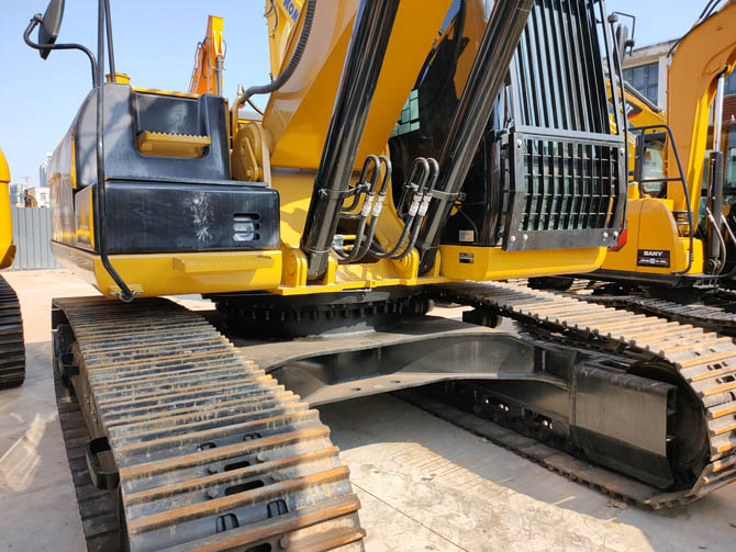 2022 Cat 330D2L excavator for sale in China