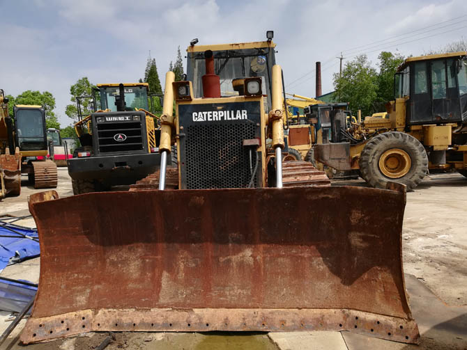 Original Cat D6G bulldozer 2007 model in good condition