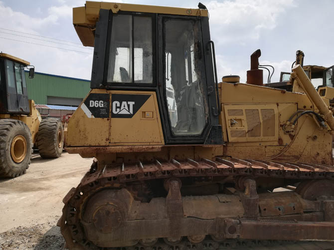 Original Cat D6G bulldozer 2007 model in good condition