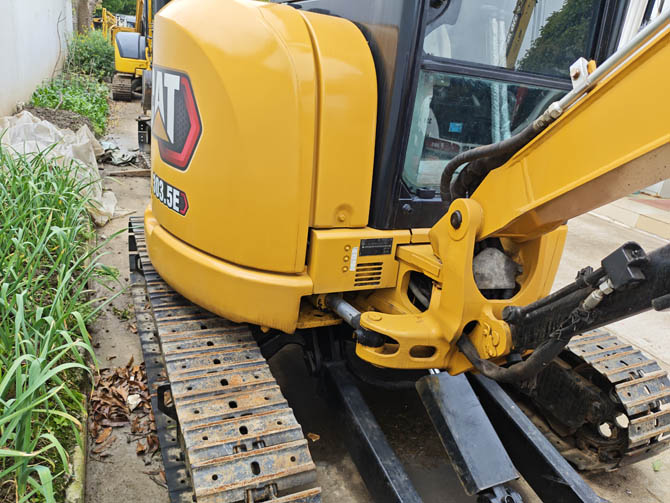 2021 Cat Mini Digger 303.5E mini excavator for sale in good condition